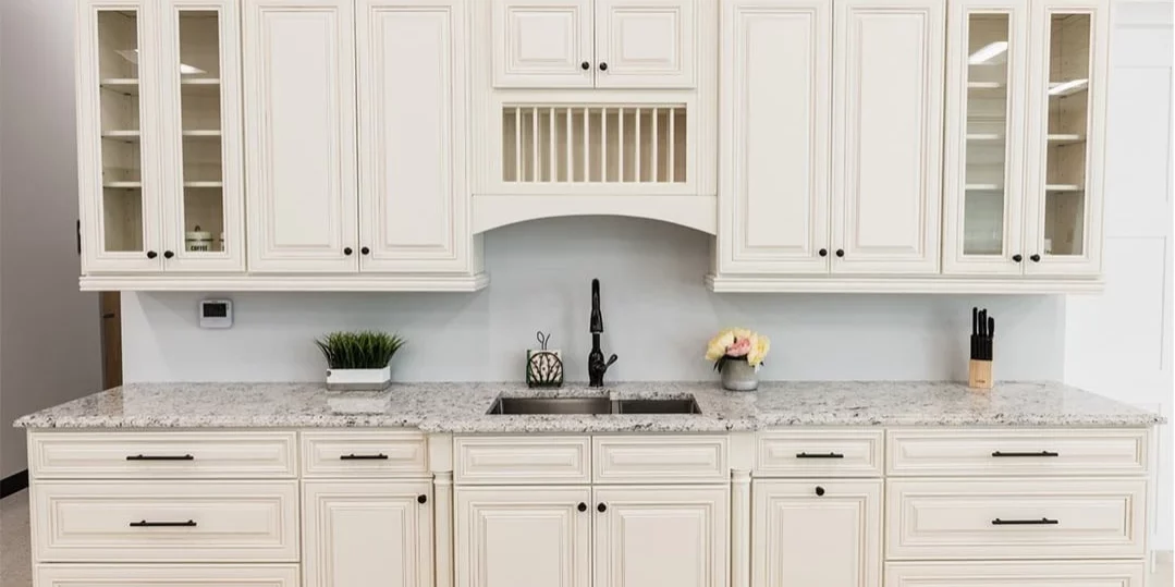 Casselberry Antique White